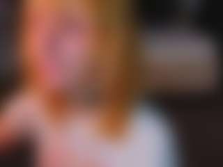 Live cam show with Lola - White on infinitiblacc.com
