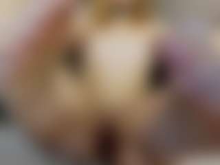 Live cam show with Lola - White on Camsoda
