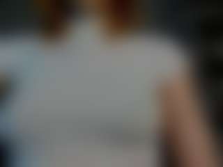Live cam show with Lola - Smoking on Camsoda