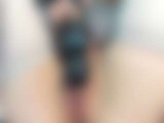 Lola's Live Sex Cam Show