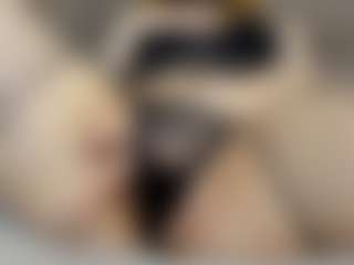 Spettacolo in cam dal vivo con Lola - Green Eyes su Camsoda