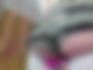 Live cam show with Lola - Spank on Camversity
