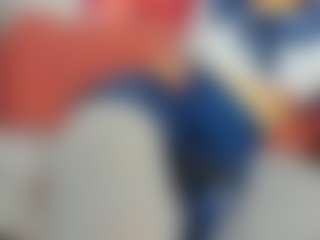 Live cam show with Lola - Smoking on xDating