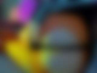 Live cam show with Lola - Green Eyes on Milfs Live