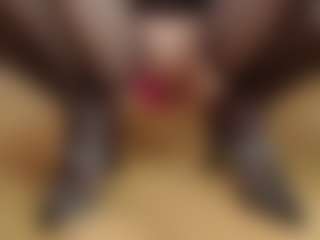 Live cam show with Mystres - Yoga on Fit Hotties