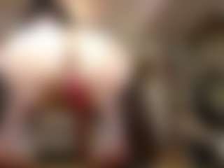 Live cam show with Mystres - Hairy on fapnchat