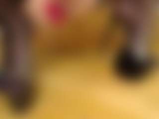 Live cam show with Mystres - Legs on TottyGirls
