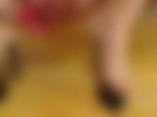 Live cam show with Mystres - Yoga on Nude Live Now