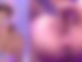 Live cam show with Valentina - Average on Camsoda