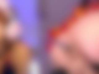 Live cam show with Valentina - Flashing on Hubzter Live