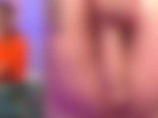 Live cam show with Valentina - Flashing on Dolls Live