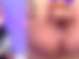 Live cam show with Valentina - Average on crypto-cams