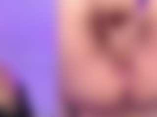Live cam show with Valentina - Fingering on Hubzter Live