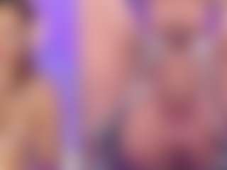Live cam show with Valentina - Middle Aged on StripNow