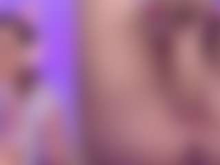 Live cam show with Valentina - Fingers on AdultVida.com