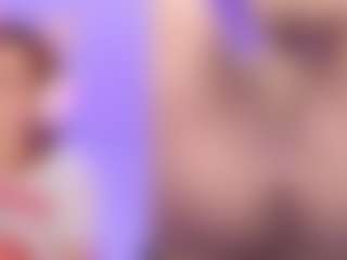 Live-Cam-Show mit Valentina - Flirt Ebony auf Camsoda