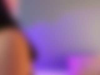 Live cam show with Adara Johnson - BBW on TeamSkeetLive