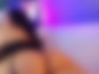 Live cam show with Adara Johnson - Athletic Young Adult on Uber Horny