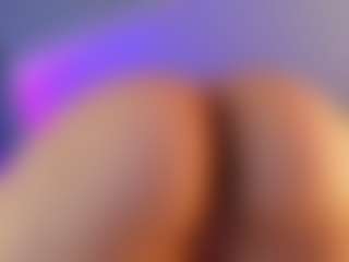Live cam show with Adara Johnson - Petite on xplaylive.com
