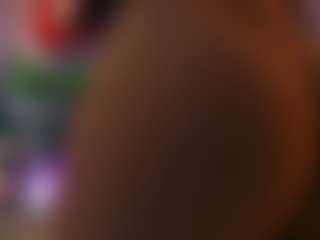 Live cam show with Adara Johnson - Tease Curvy on Camsoda