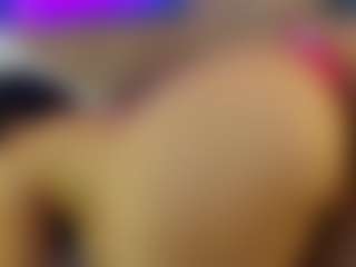 Live cam show with Adara Johnson - Teen (18+) on Camsoda
