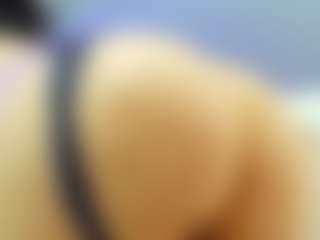 Live cam show with Adara Johnson - Teen (18+) on Camsoda