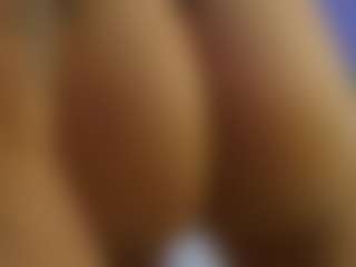 Live cam show with Adara Johnson - Athletic Dildo on Hubzter Live