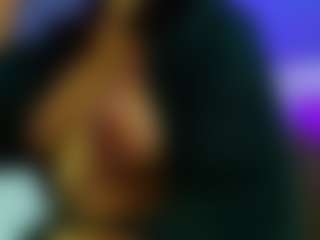 Live cam show with Adara Johnson - Athletic Brown Eyes on Gym Cam Girls