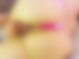 Live cam show with Adara Johnson - Teen (18+) on Camsoda