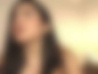 Live cam show with Adara Johnson - Petite on infinitiblacc.com