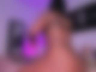 ebony-cutte's Live Sex Cam Show