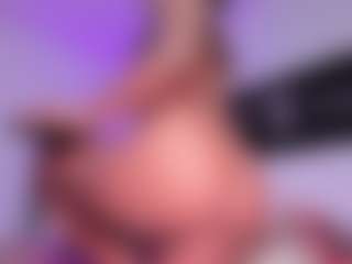 ebony-cutte's Live Sex Cam Show
