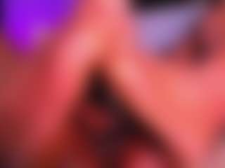 ebony-cutte's Live Sex Cam Show