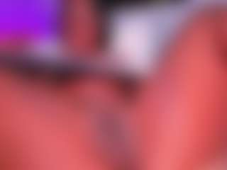 Live cam show with ebony-cutte - Curvy Teen (18+) on Camsoda