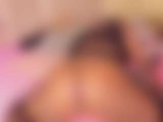ebony-cutte's Live Sex Cam Show