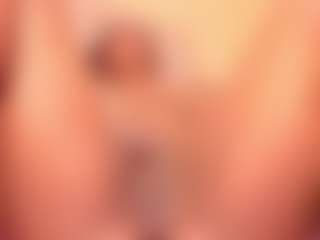 ebony-cutte's Live Sex Cam Show