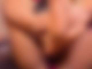 ebony-cutte's Live Sex Cam Show