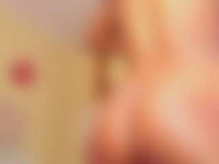 ebony-cutte's Live Sex Cam Show