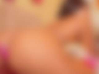ebony-cutte's Live Sex Cam Show