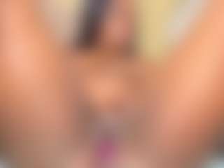 ebony-cutte's Live Sex Cam Show