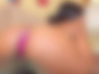 ebony-cutte's Live Sex Cam Show