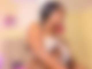 ebony-cutte's Live Sex Cam Show