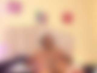 ebony-cutte's Live Sex Cam Show