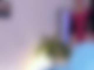 Elaiafranc's Live Sex Cam Show