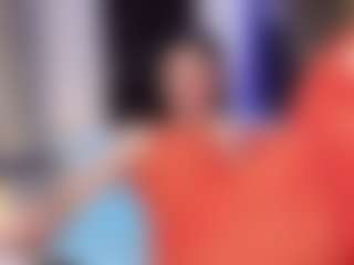 Elaiafranc's Live Sex Cam Show