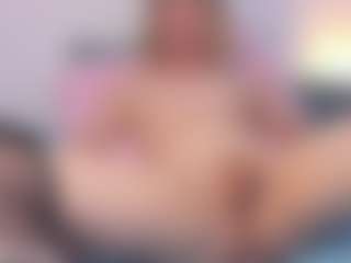 Elaiafranc's Live Sex Cam Show