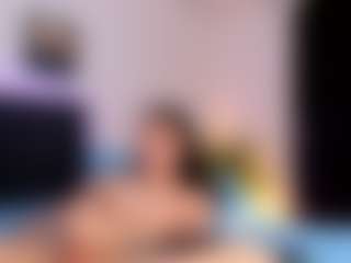 Elaiafranc's Live Sex Cam Show