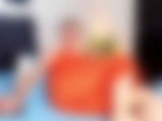Elaiafranc's Live Sex Cam Show