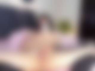 Live cam show with Elaiafranc - No Drinking on AdultVida.com
