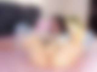Live cam show with Elaiafranc - Green Eyes on crypto-cams